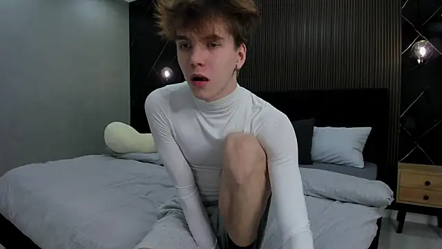 Snapshot of braxiboy chatting on 8, 1, 2025 braxiboy online show from 8, 1, 2025