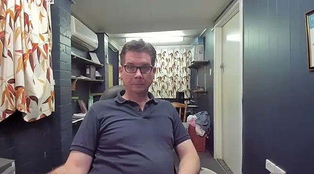 tilobinder online show from 2, 3, 2025