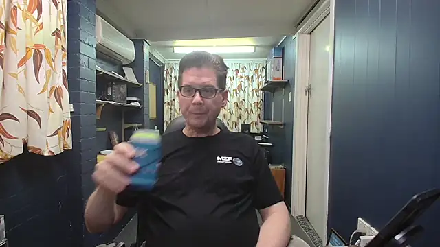 Snapshot of tilobinder chatting on 22, 2, 2026 tilobinder online show from 22, 2, 2026