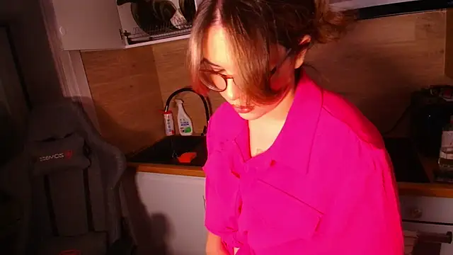 Snapshot of CutiePie3 chatting on 2, 12, 2024 CutiePie3 online show from 2, 12, 2024