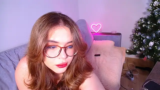 Snapshot of CutiePie3 chatting on 18, 12, 2024 CutiePie3 online show from 18, 12, 2024