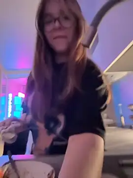 Snapshot of CutiePie3 chatting on 14, 9, 2025 CutiePie3 online show from 14, 9, 2025