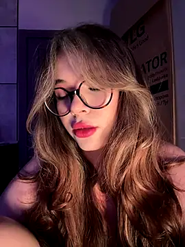 Snapshot of CutiePie3 chatting on 18, 9, 2025 CutiePie3 online show from 18, 9, 2025