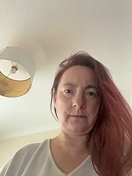 LouiseTswing online show from 10, 2, 2026