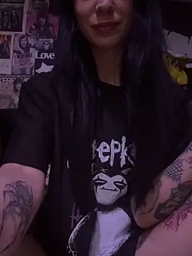 MissMidnightUK online show from 12, 2, 2026