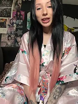 MissMidnightUK online show from 21, 2, 2026