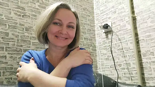 EdithManning online show from 11, 2, 2025