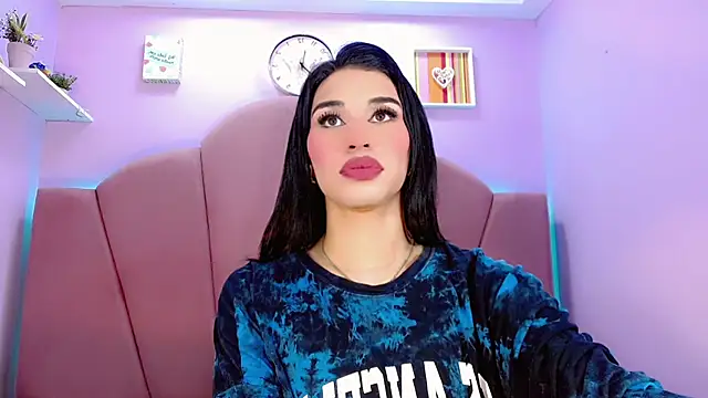 Snapshot of Jadeyourqueen chatting on 12, 12, 2024 Jadeyourqueen online show from 12, 12, 2024