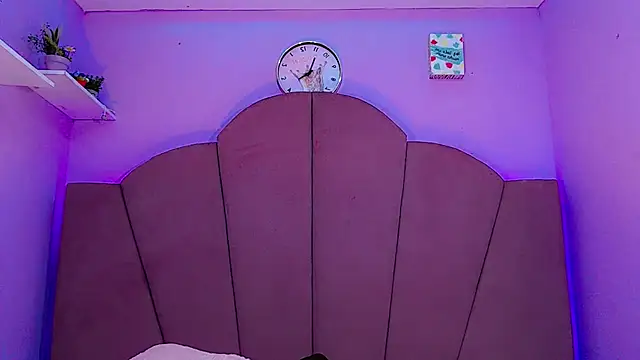 Snapshot of SexyValeriaa chatting on 19, 3, 2025 SexyValeriaa online show from 19, 3, 2025