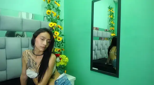 Snapshot of Miaa_Thopmson chatting on 1, 3, 2025 Miaa Thopmson online show from 1, 3, 2025