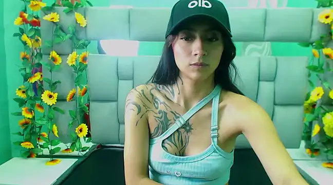Snapshot of Miaa_Thopmson chatting on 11, 3, 2025 Miaa Thopmson online show from 11, 3, 2025