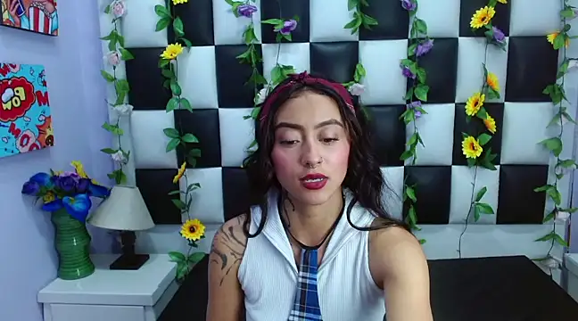 Snapshot of Miaa_Thopmson chatting on 14, 3, 2025 Miaa Thopmson online show from 14, 3, 2025