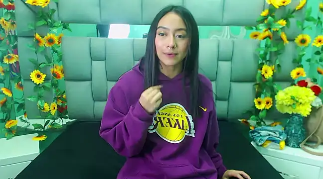 Snapshot of Miaa_Thopmson chatting on 18, 3, 2025 Miaa Thopmson online show from 18, 3, 2025