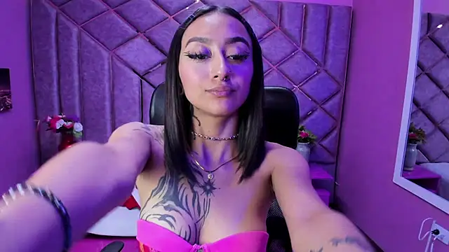 Snapshot of Miaa_Thopmson chatting on 23, 9, 2025 Miaa Thopmson online show from 23, 9, 2025
