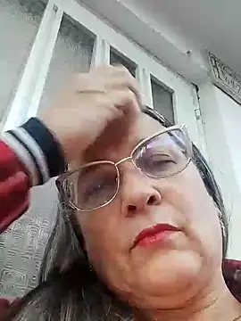 Snapshot of miisevvie_ chatting on 3, 2, 2025 miisevvie online show from 3, 2, 2025