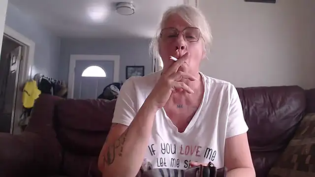 canadiancougar1965 online show from 23, 1, 2025