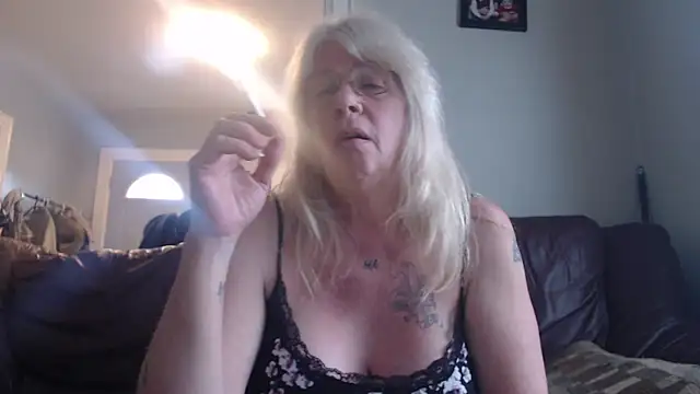 canadiancougar1965 online show from 6, 2, 2025