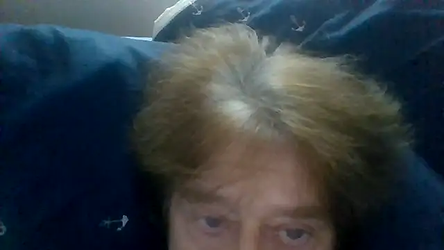 Snapshot of frankie7inch chatting on 8, 6, 2026 frankie7inch online show from 8, 6, 2026