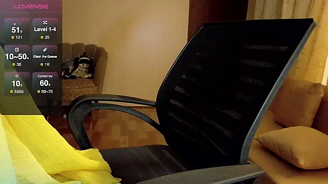 Snapshot of Only_hunny chatting on 5, 12, 2025 Only hunny online show from 5, 12, 2025