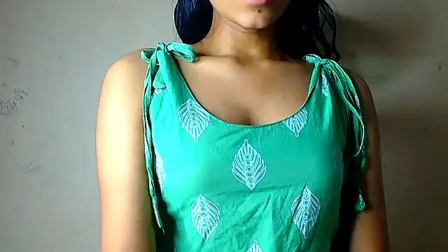 Snapshot of Chandani-Love chatting on 8, 8, 2026 Chandani-Love online show from 8, 8, 2026