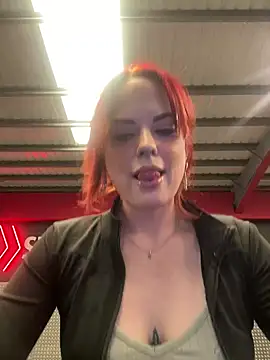 livelovelanaUk online show from 9, 1, 2025