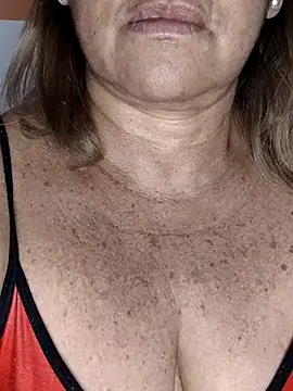 Snapshot of Kasandra_Ho chatting on 6, 3, 2025 Kasandra Ho online show from 6, 3, 2025