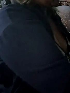 Snapshot of Kasandra_Ho chatting on 7, 3, 2025 Kasandra Ho online show from 7, 3, 2025