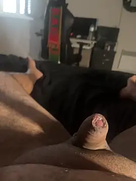 Snapshot of Miguel_zv chatting on 10, 10, 2025 Miguel zv online show from 10, 10, 2025