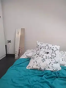 Mila Lovi online show from 12, 2, 2025