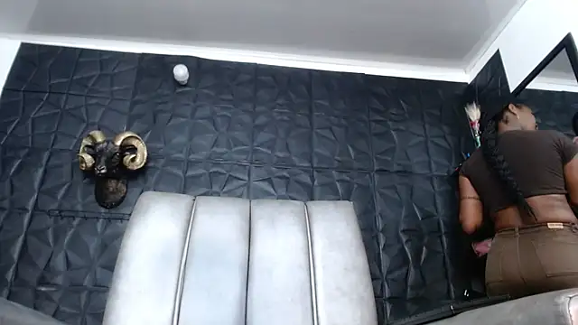 Hanna Fox 69 online show from 23, 2, 2026