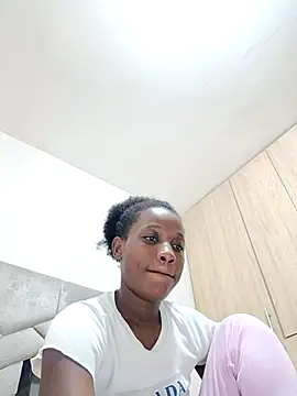 Snapshot of kharoll chatting on 8, 4, 2026 kharoll online show from 8, 4, 2026
