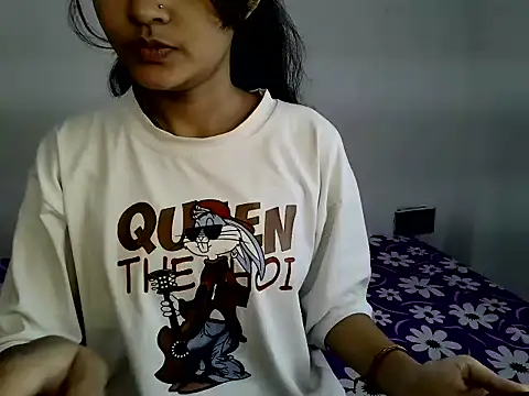 SUZY FROMUS online show from 28, 10, 2025