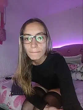 Snapshot of Melinaa-sex chatting on 8, 6, 2026 Melinaa-sex online show from 8, 6, 2026