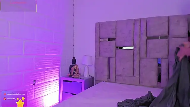 EmmaBecket2 online show from 5, 12, 2025