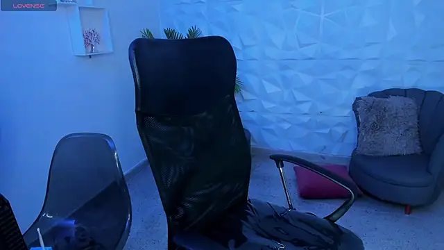 Danielacossio online show from 21, 3, 2025