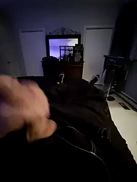 Snapshot of CrookedMisterniceguy chatting on 12, 4, 2026 CrookedMisterniceguy online show from 12, 4, 2026