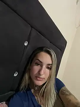 Snapshot of hotskinny1 chatting on 15, 2, 2025 hotskinny1 online show from 15, 2, 2025