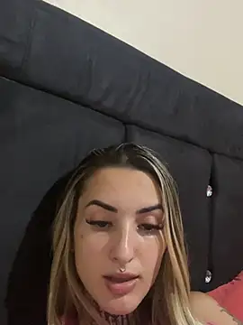 Snapshot of hotskinny1 chatting on 3, 3, 2025 hotskinny1 online show from 3, 3, 2025