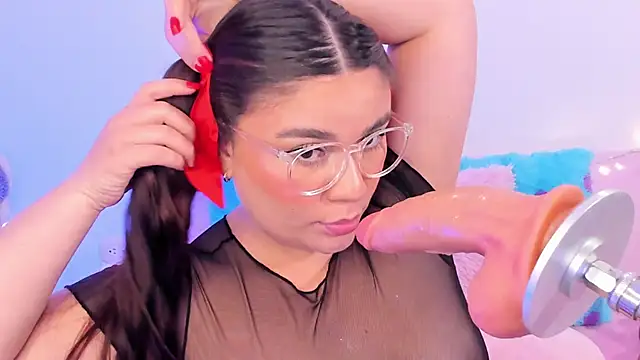 Snapshot of Isa_belaa chatting on 10, 2, 2025 Isa belaa online show from 10, 2, 2025