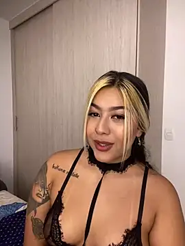 Snapshot of EmberEyes_999 chatting on 24, 1, 2025 EmberEyes 999 online show from 24, 1, 2025