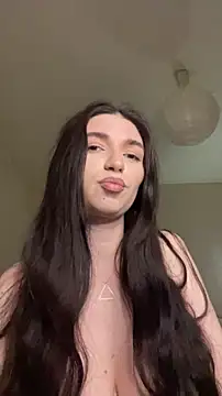 AdellaLoveX online show from 25, 5, 2026