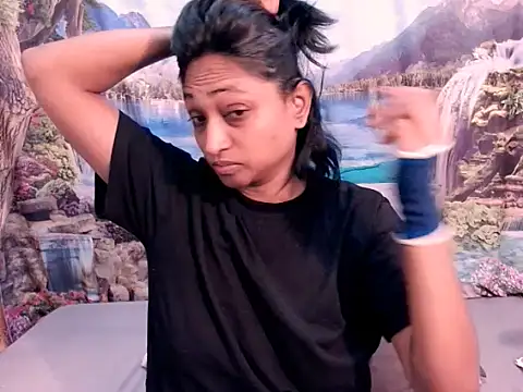 Snapshot of indianspicey chatting on 10, 11, 2025 indianspicey online show from 10, 11, 2025