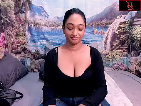 Snapshot of indianspicey chatting on 14, 11, 2025 indianspicey online show from 14, 11, 2025