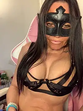 Snapshot of vicvictoriax chatting on 3, 3, 2025 vicvictoriax online show from 3, 3, 2025