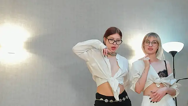 lina x x online show from 1, 3, 2025