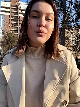 KikiWatson online show from 7, 12, 2024