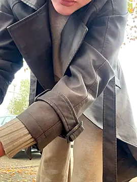 KikiWatson online show from 6, 11, 2025