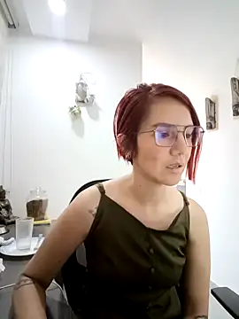 your red rose  online show from 4, 12, 2024