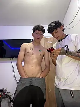 Snapshot of LatinBoysxxx chatting on 28, 1, 2025 LatinBoysxxx online show from 28, 1, 2025