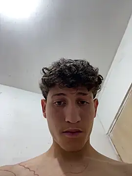 LatinBoysxxx online show from 13, 4, 2026